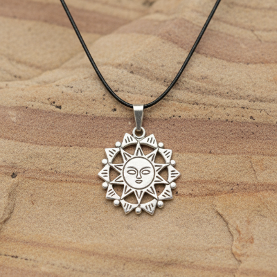 Anhänger "sardische Sonne"